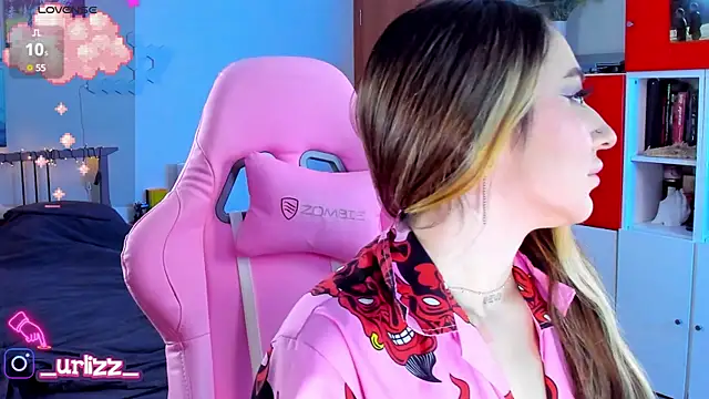 Fiona-Love online show from February 6, 2025, 7:07 pm