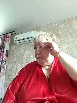 EffectFiona online show from March 14, 2025, 11:45 am