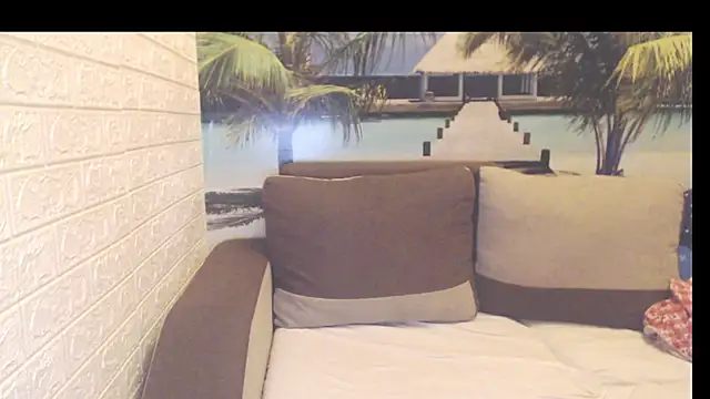 Queen  Natasha online show from September 26, 2025, 8:59 pm