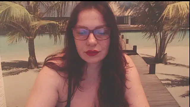 Queen  Natasha online show from March 7, 2026, 10:48 pm
