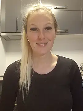 MaviePearl online show from January 24, 2025, 8:23 am