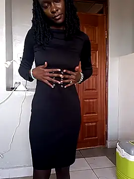 Snapshot of Prettybecs chatting on February 13, 2025, 1:37 pm Prettybecs online show from February 13, 2025, 1:37 pm