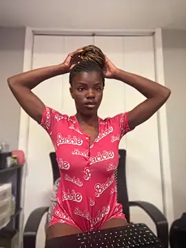 wishwashhy22 online show from April 8, 2026, 5:14 pm