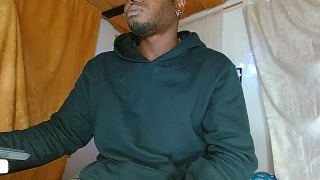 angel bonbom online show from November 19, 2025, 5:07 am