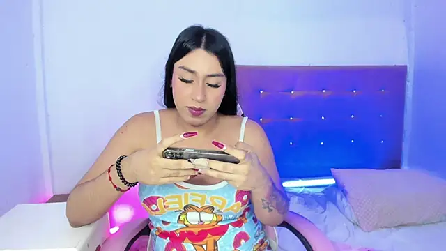 OSORIOMAFE online show from February 10, 2025, 3:32 pm