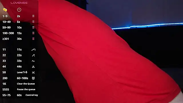 andrewmhilton  online show from October 5, 2025, 6:26 am