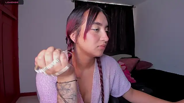  Tammyy online show from December 20, 2024, 6:13 pm