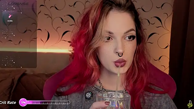 BratzieDarsie online show from November 3, 2025, 11:47 am