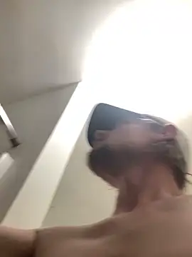 Midwestalpha online show from April 17, 2026, 4:54 pm