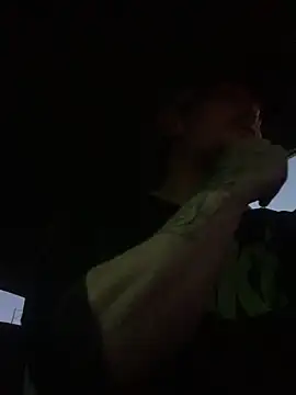 Snapshot of Midwestalpha chatting on February 28, 2026, 12:21 am Midwestalpha online show from February 28, 2026, 12:21 am