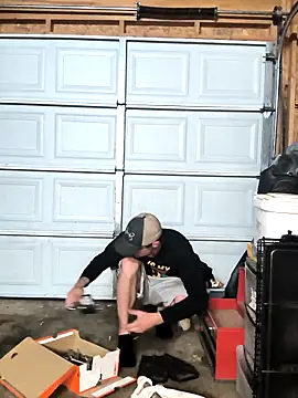 Midwestalpha online show from November 16, 2025, 6:51 am