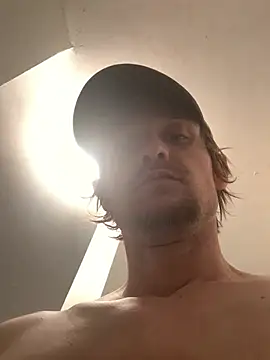 Snapshot of Midwestalpha chatting on February 20, 2026, 6:59 am Midwestalpha online show from February 20, 2026, 6:59 am