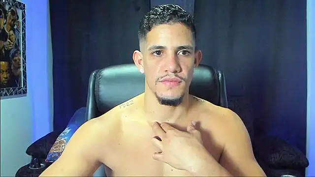 Snapshot of jhonnysnow17 chatting on November 27, 2025, 4:02 am jhonnysnow17 online show from November 27, 2025, 4:02 am