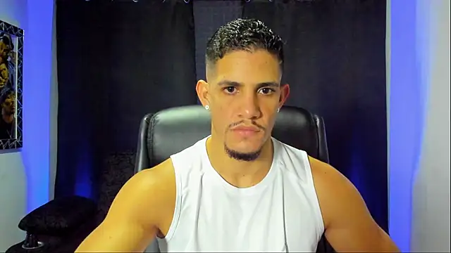 Snapshot of jhonnysnow17 chatting on November 28, 2025, 11:49 pm jhonnysnow17 online show from November 28, 2025, 11:49 pm