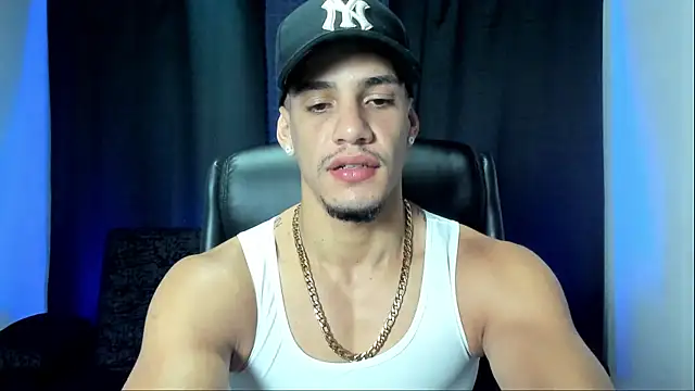 Snapshot of jhonnysnow17 chatting on October 12, 2025, 12:12 am jhonnysnow17 online show from October 12, 2025, 12:12 am