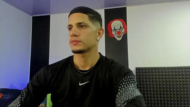 Snapshot of jhonnysnow17 chatting on March 21, 2025, 5:43 am jhonnysnow17 online show from March 21, 2025, 5:43 am