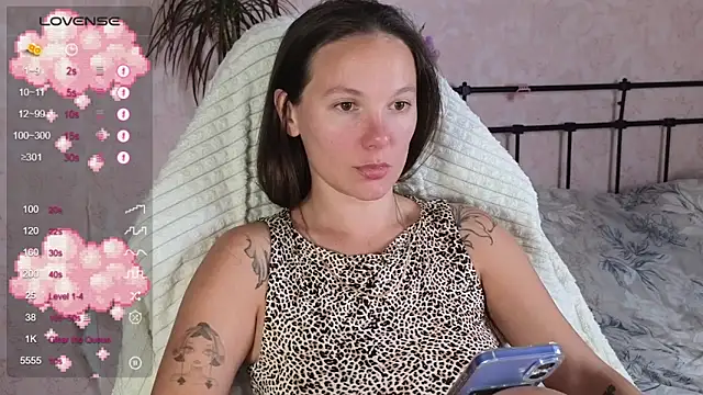 lil luna x online show from May 24, 2026, 7:47 pm