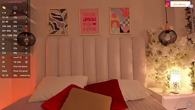 cute  cherry  online show from February 28, 2026, 7:35 pm