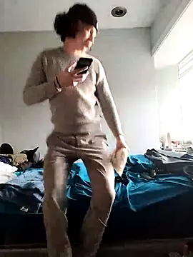 LiverandBrat77 online show from January 4, 2025, 9:41 pm