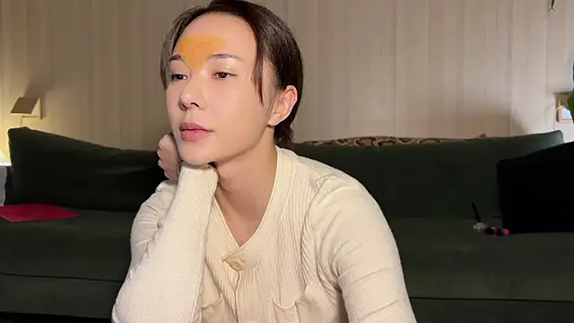 Snapshot of grandeeney chatting on November 14, 2025, 1:26 pm grandeeney online show from November 14, 2025, 1:26 pm