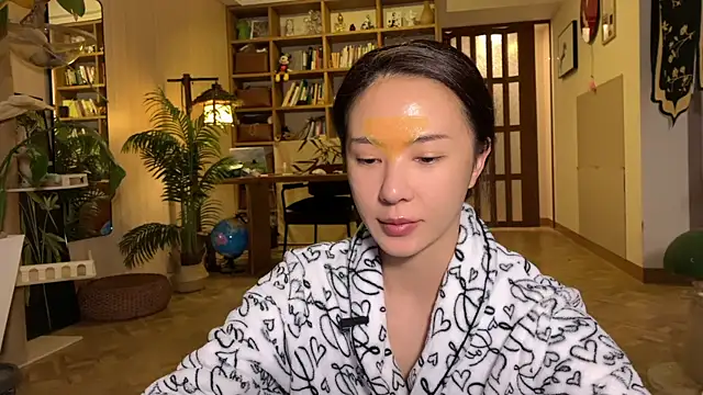 Snapshot of grandeeney chatting on December 5, 2025, 3:43 pm grandeeney online show from December 5, 2025, 3:43 pm