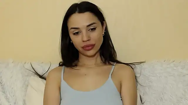 Mika Gold online show from March 18, 2025, 5:55 pm