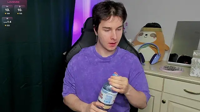 Vincent Strong online show from February 21, 2026, 1:02 pm