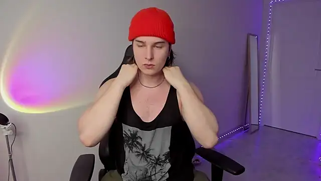 Snapshot of Vincent_Strong chatting on March 15, 2025, 4:43 pm Vincent Strong online show from March 15, 2025, 4:43 pm