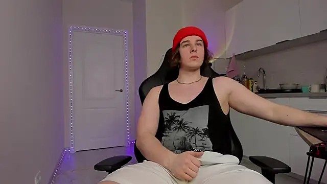 Snapshot of Vincent_Strong chatting on February 28, 2025, 2:42 pm Vincent Strong online show from February 28, 2025, 2:42 pm