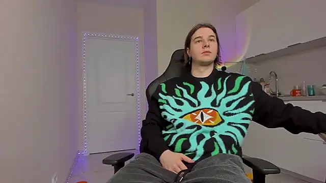 Snapshot of Vincent_Strong chatting on February 26, 2025, 7:45 am Vincent Strong online show from February 26, 2025, 7:45 am