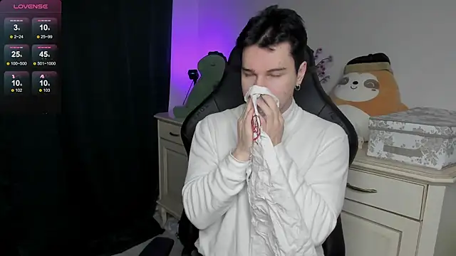 Vincent Strong online show from December 14, 2025, 1:34 am