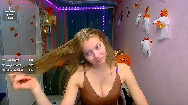 Snapshot of __Aphrodita__wow__ chatting on November 4, 2025, 1:04 pm Aphrodita wow online show from November 4, 2025, 1:04 pm