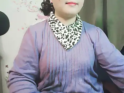 xiaorou-z online show from March 11, 2026, 5:12 am