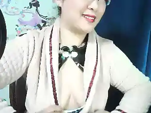 xiaorou-z online show from February 23, 2025, 4:24 pm