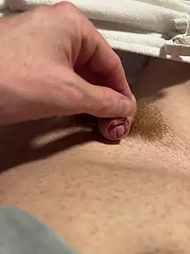 Gayginger86 online show from April 9, 2026, 1:06 pm