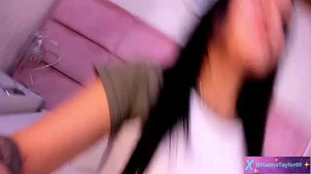 Snapshot of HannaTaylor chatting on February 7, 2026, 3:36 am HannaTaylor online show from February 7, 2026, 3:36 am