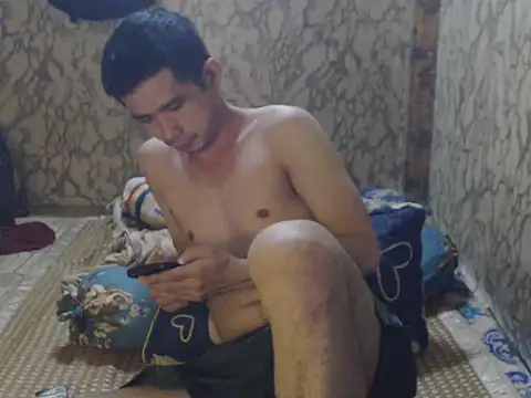 x0x-Philip-x0x online show from October 13, 2025, 3:52 am