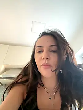 TaniaAmore online show from October 1, 2025, 12:31 pm