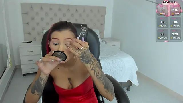 CinthiaCollins online show from February 14, 2025, 6:51 pm