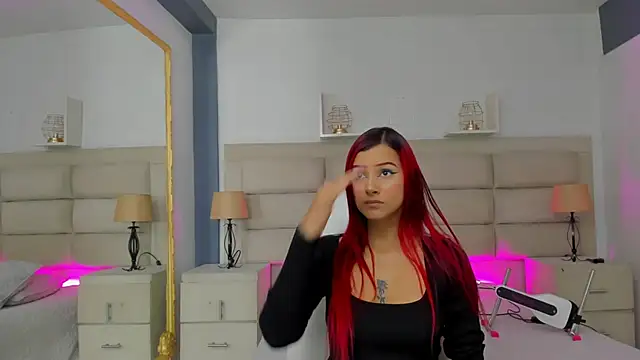 Snapshot of CinthiaCollins chatting on December 3, 2025, 9:14 pm CinthiaCollins online show from December 3, 2025, 9:14 pm