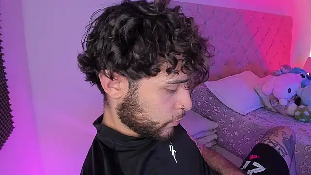 AbbyAndChris2 online show from April 10, 2026, 5:53 pm