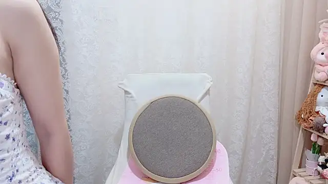 Rellababyy online show from October 31, 2025, 1:35 am