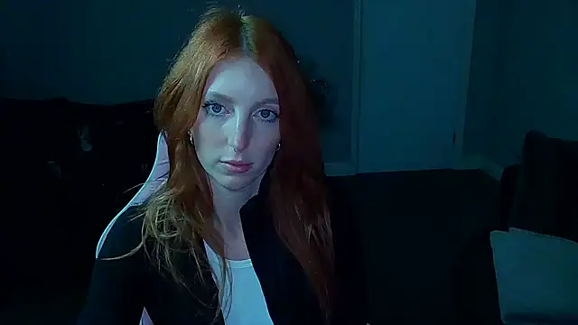 Snapshot of Red_firesquirt chatting on March 11, 2025, 10:42 pm Red firesquirt online show from March 11, 2025, 10:42 pm