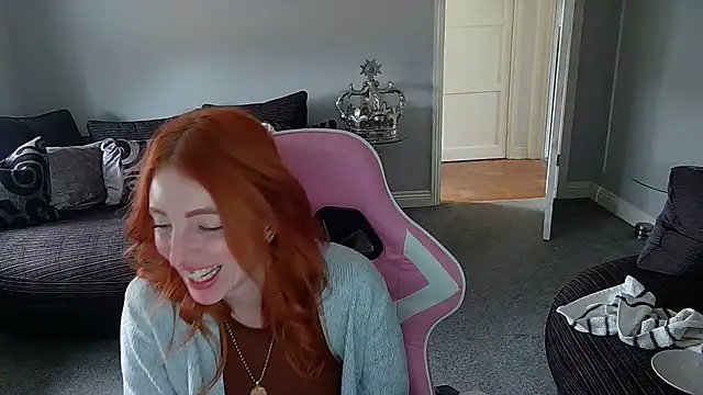 Snapshot of Red_firesquirt chatting on March 21, 2025, 2:29 pm Red firesquirt online show from March 21, 2025, 2:29 pm