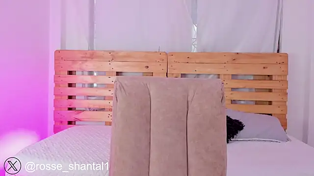 shantal rosse1 online show from September 24, 2025, 12:11 pm