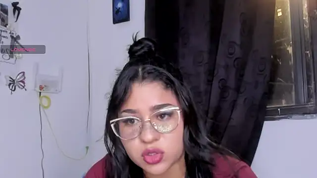 Snapshot of Yelly chatting on June 30, 2026, 2:44 am Yelly online show from June 30, 2026, 2:44 am
