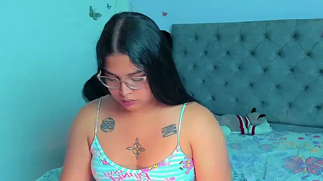 Snapshot of mabellfox chatting on March 5, 2025, 12:16 am mabellfox online show from March 5, 2025, 12:16 am