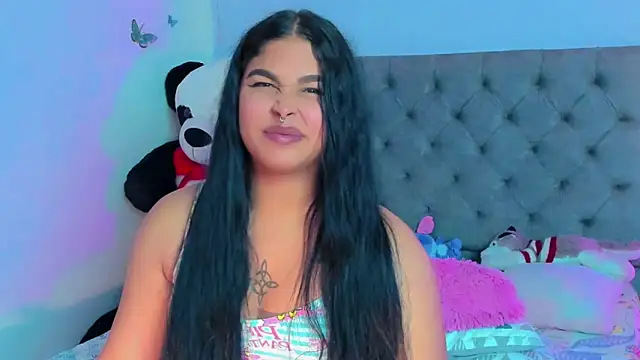 Snapshot of mabellfox chatting on February 16, 2025, 10:55 pm mabellfox online show from February 16, 2025, 10:55 pm