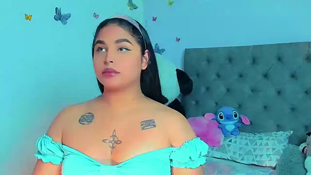 Snapshot of mabellfox chatting on March 8, 2025, 5:22 pm mabellfox online show from March 8, 2025, 5:22 pm