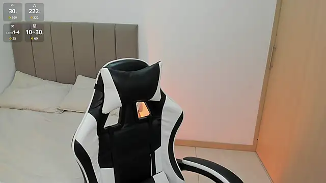 soyamandaa  online show from March 5, 2026, 10:27 pm